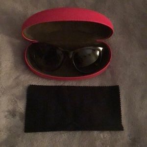 Juicy Couture sunglasses 🕶